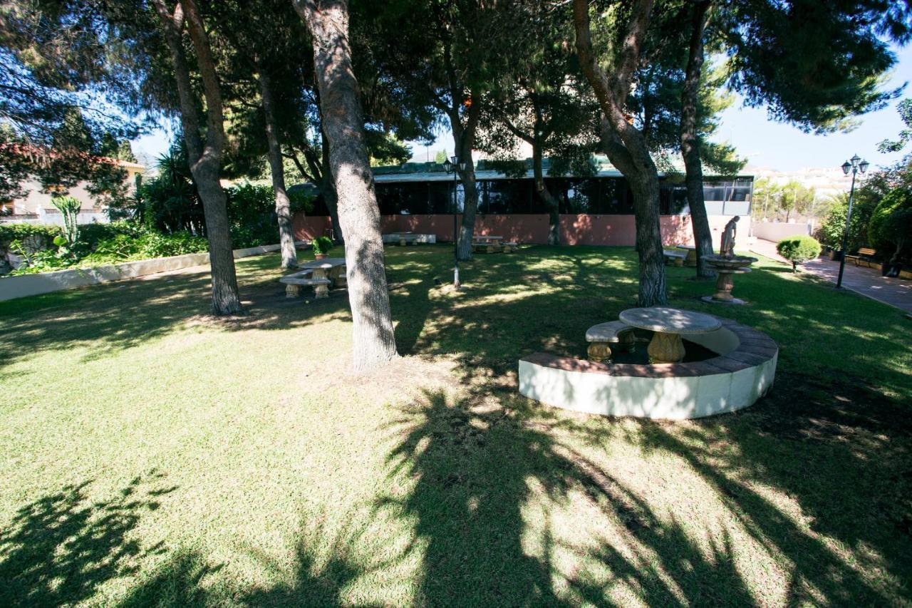 Апартаменты Monko Baobab Торремолинос Экстерьер фото
